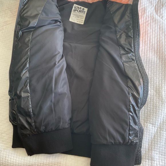 Love and sport winter,summer jacket. sleeveless multicolor. - Picture 3 of 12